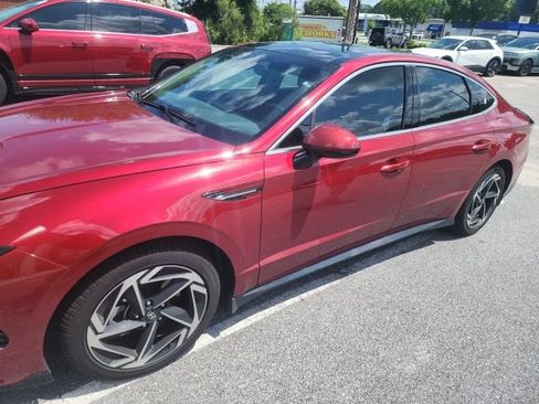Used 2025 Hyundai Sonata SEL FWD image 12