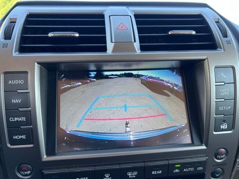 Used 2016 Lexus GX 460 w/ Premium Package AWD/4WD image 19