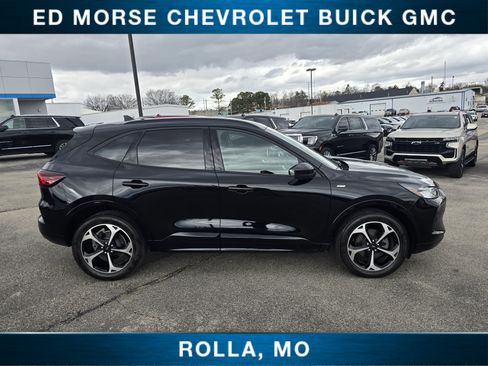 Used 2024 Ford Escape ST-Line Select w/ Tech Pack #2 image 2