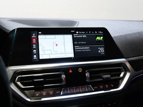 Used 2021 BMW M4 Competition RWD image 39