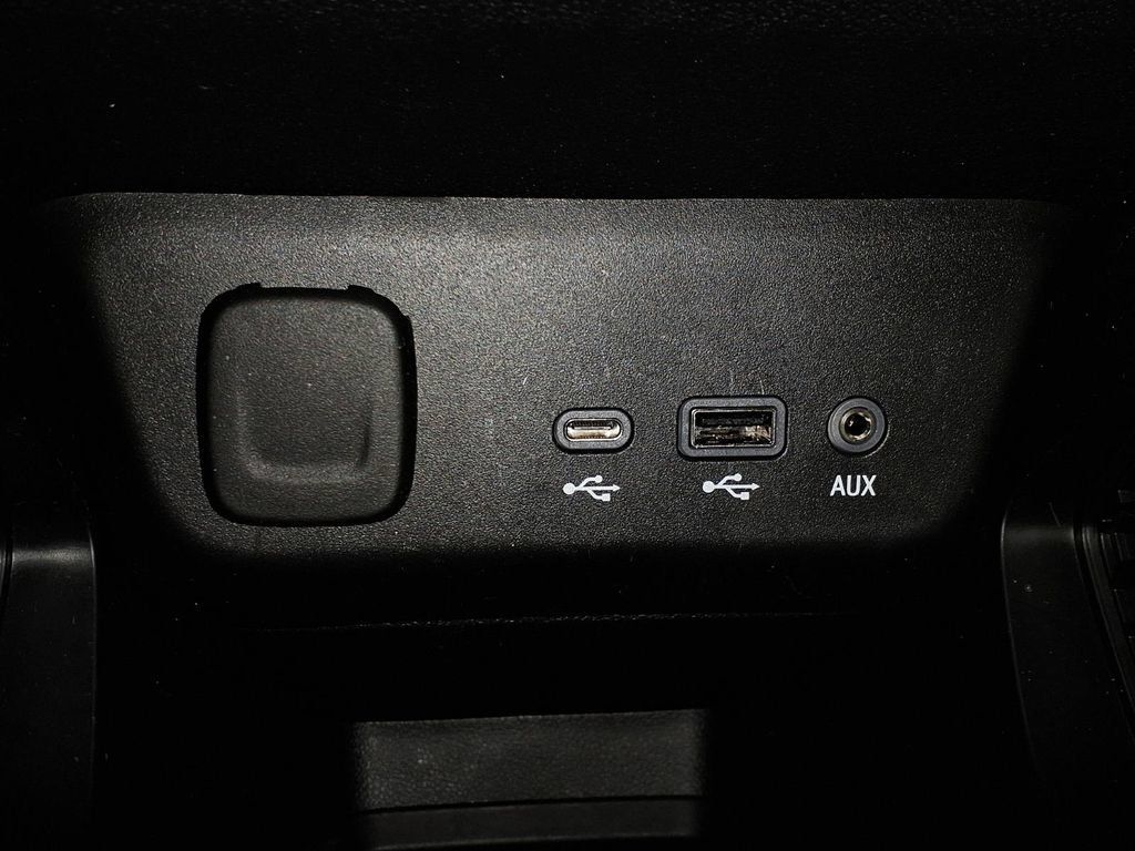 Used 2023 Chevrolet TrailBlazer ACTIV FWD image 23