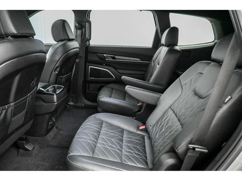 Used 2024 Kia Telluride EX X-Line AWD/4WD image 23