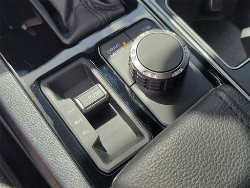 Used 2025 Toyota Tundra SR5 w/ SR5 Premium Package image 29