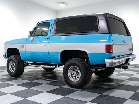 Used 1990 Chevrolet Blazer 4WD image 5