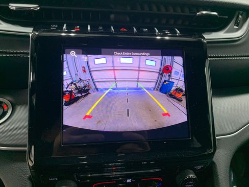 New 2025 Jeep Grand Cherokee Laredo image 25