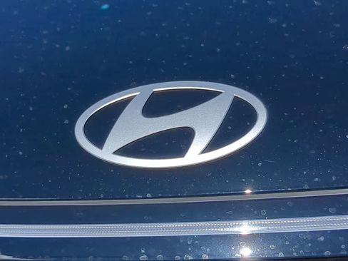 New 2026 Hyundai Kona SE FWD image 12