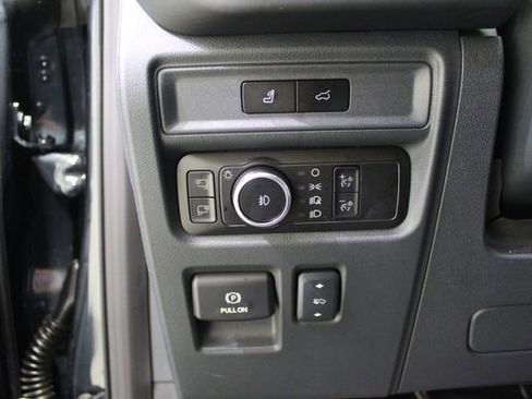 Used 2023 Ford Expedition Platinum RWD image 11