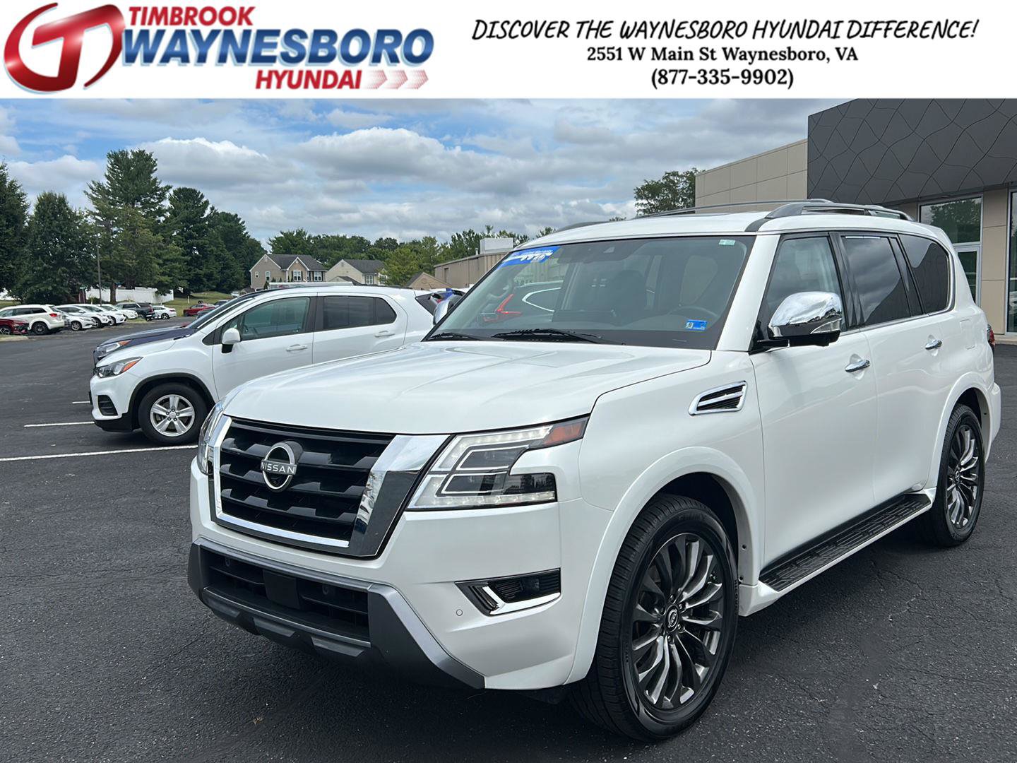 Used 2024 Nissan Armada Platinum w/ Captain's Chairs Package AWD/4WD image 1