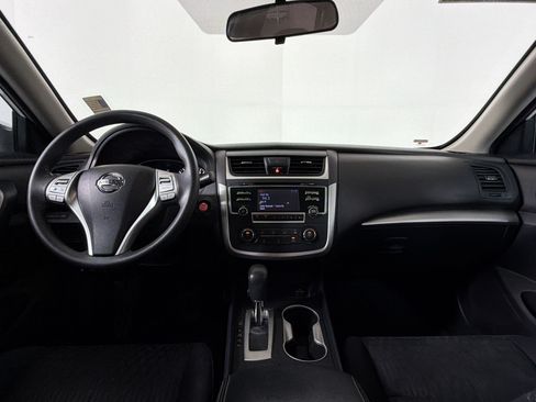 Used 2018 Nissan Altima 2.5 S FWD image 13