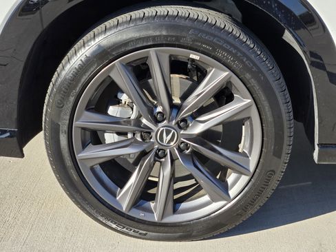 Certified 2025 Acura ADX A-Spec image 8