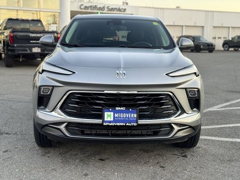 Used 2024 Buick Encore GX Preferred w/ Comfort Package image 9