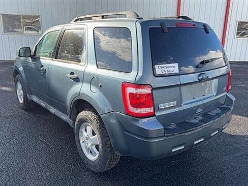Used 2011 Ford Escape XLT image 4