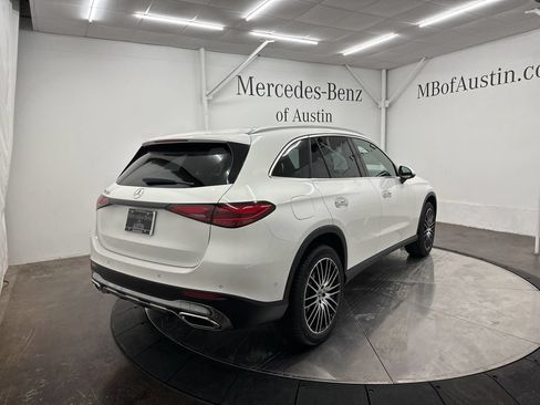 Used 2026 Mercedes-Benz GLC 300 image 7
