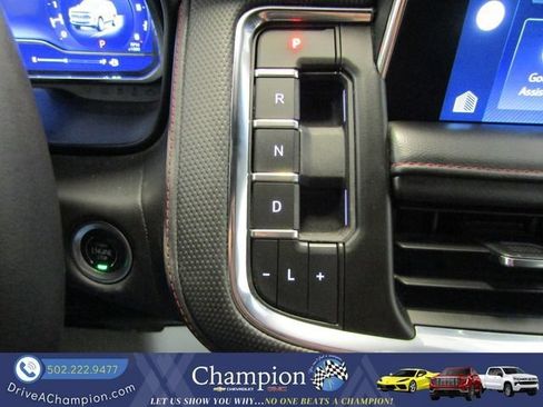 Used 2022 Chevrolet Suburban RST w/ Luxury Package RWD image 38