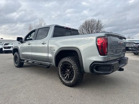 Used 2023 GMC Sierra 1500 AT4X image 4