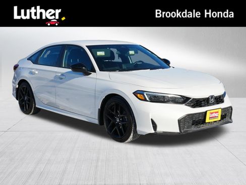 Used 2025 Honda Civic Sport image 1