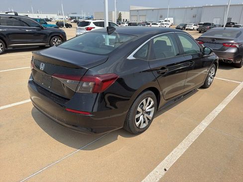 Used 2025 Honda Civic LX image 4