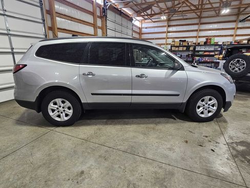 Used 2015 Chevrolet Traverse LS AWD/4WD image 9