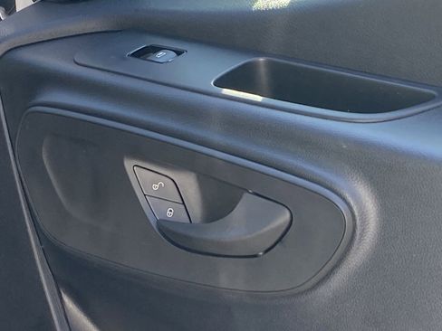 New 2025 Mercedes-Benz Sprinter 2500 image 38