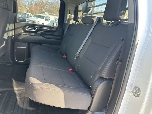 Used 2024 Chevrolet Silverado 2500 LT w/ Convenience Package image 37