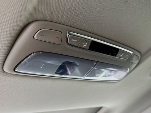 Certified 2023 Kia Telluride EX w/ EX Captain's Chair Package AWD/4WD image 10