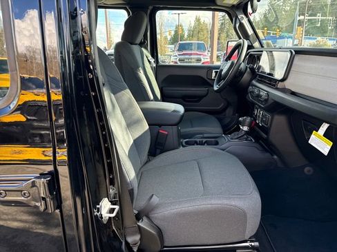 New 2026 Jeep Wrangler Unlimited Sport AWD/4WD image 9
