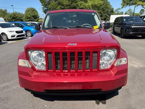 Used 2009 Jeep Liberty Sport w/ Popular Equipment Group RWD image 9