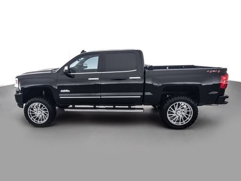 Used 2018 Chevrolet Silverado 1500 High Country AWD/4WD image 8
