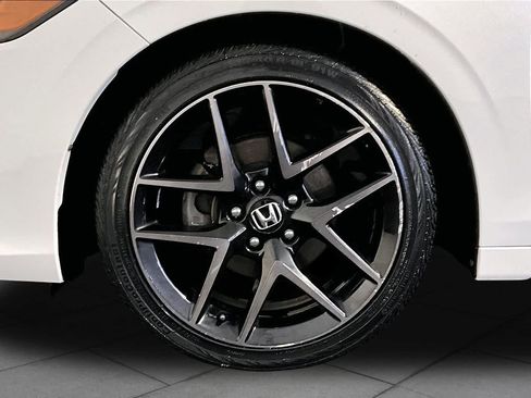 Used 2023 Honda Civic Sport Touring image 11