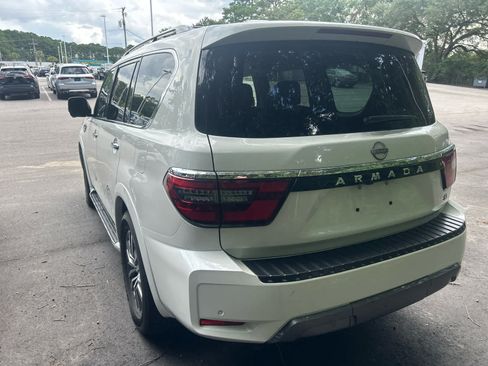 Used 2023 Nissan Armada SL w/ Captain's Chairs Package AWD/4WD image 7