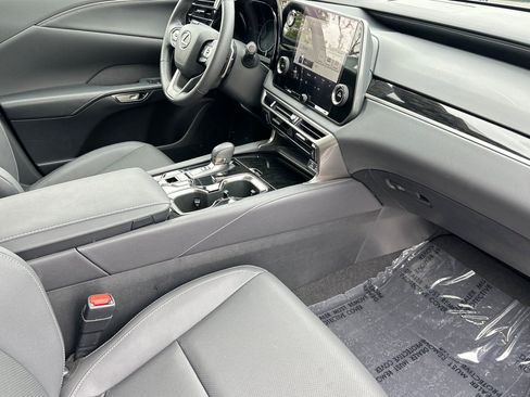 Certified 2024 Lexus RX 350 FWD w/ Technology Package image 34