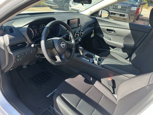 New 2025 Nissan Sentra S image 11