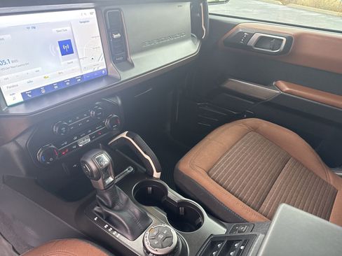 Used 2023 Ford Bronco Outer Banks image 24