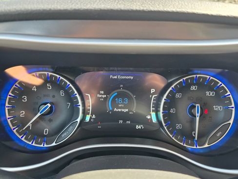 Used 2026 Chrysler Pacifica Select FWD image 24