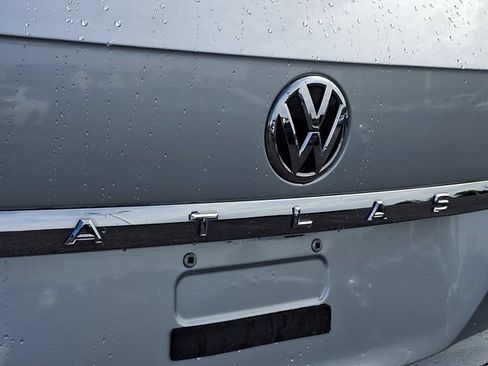 Used 2019 Volkswagen Atlas SE w/ Towing Package AWD/4WD image 35