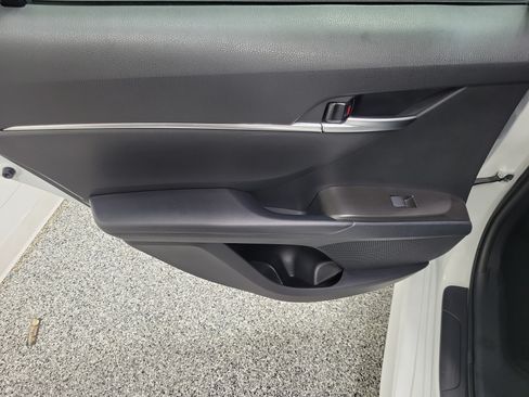 Certified 2024 Toyota Camry SE FWD image 10