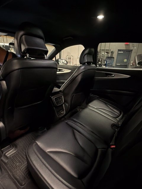 Used 2016 Lincoln MKX Premiere FWD image 2