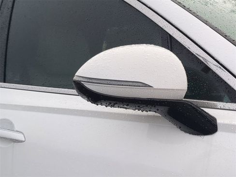 Used 2025 Genesis Electrified GV70 Advanced w/ Prestige Package image 10