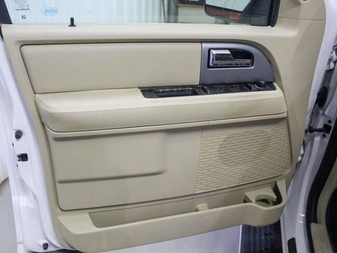 Used 2017 Ford Expedition Limited w/ Equipment Group 301A image 9