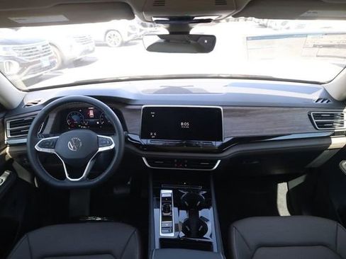 New 2026 Volkswagen Atlas SEL image 7