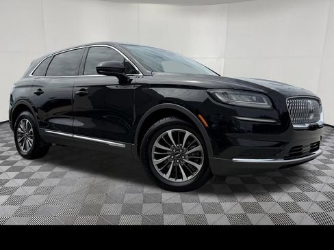 Used 2022 Lincoln Nautilus AWD w/ Premium Package image 4