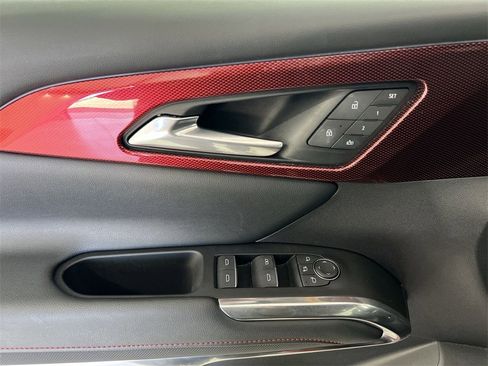 Used 2024 Chevrolet Traverse RS image 22