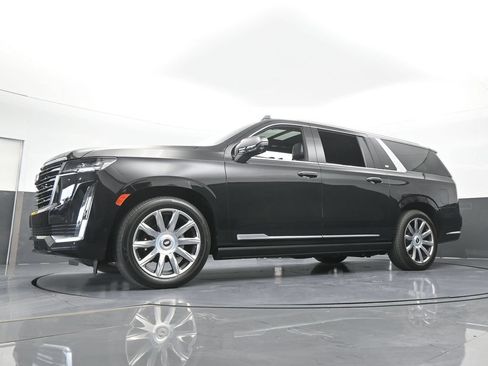 Used 2024 Cadillac Escalade ESV Premium Luxury Platinum AWD/4WD image 67