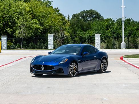 Used 2024 Maserati GranTurismo Modena AWD/4WD image 33