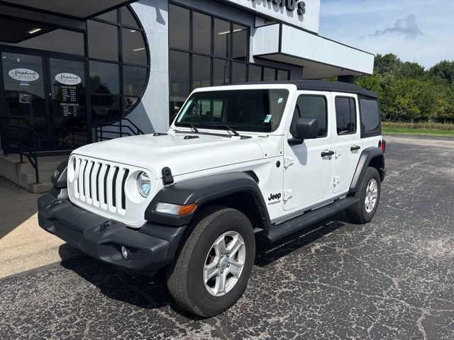 Used 2022 Jeep Wrangler Unlimited Sport AWD/4WD image 2