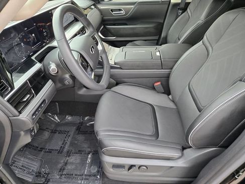 Certified 2026 INFINITI QX80 Luxe w/ Cargo Package RWD image 10