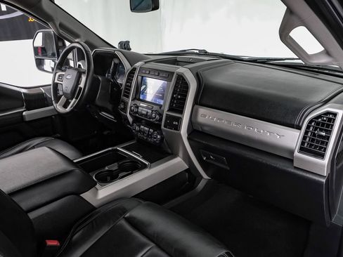 Used 2020 Ford F250 Lariat w/ Lariat Ultimate Package image 13