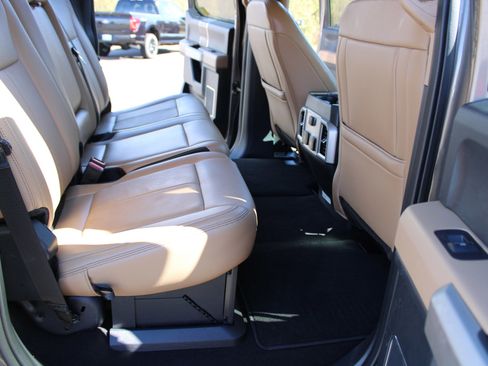 Used 2022 Ford F350 Lariat w/ Camper Package image 14