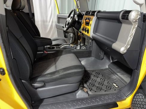 Used 2007 Toyota FJ Cruiser 4WD image 15