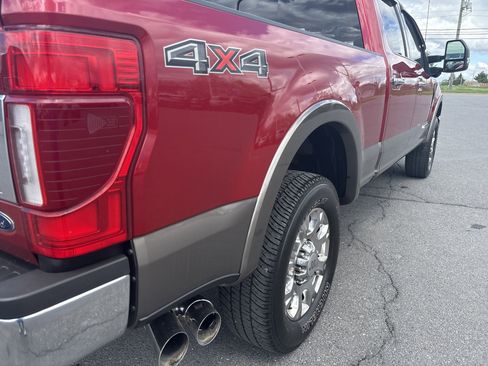 Used 2022 Ford F250 King Ranch w/ King Ranch Ultimate Package image 4